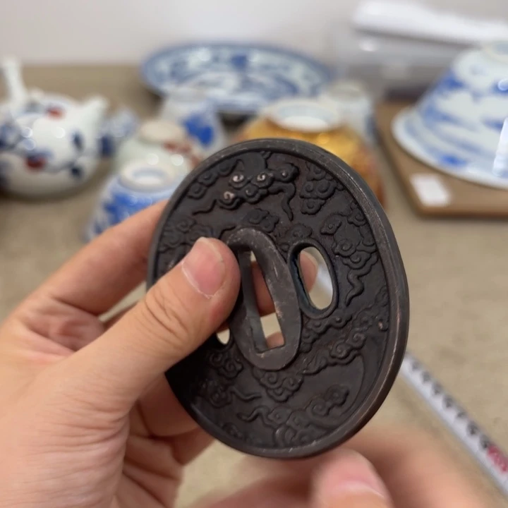 瓷片非常美丽好看的物品