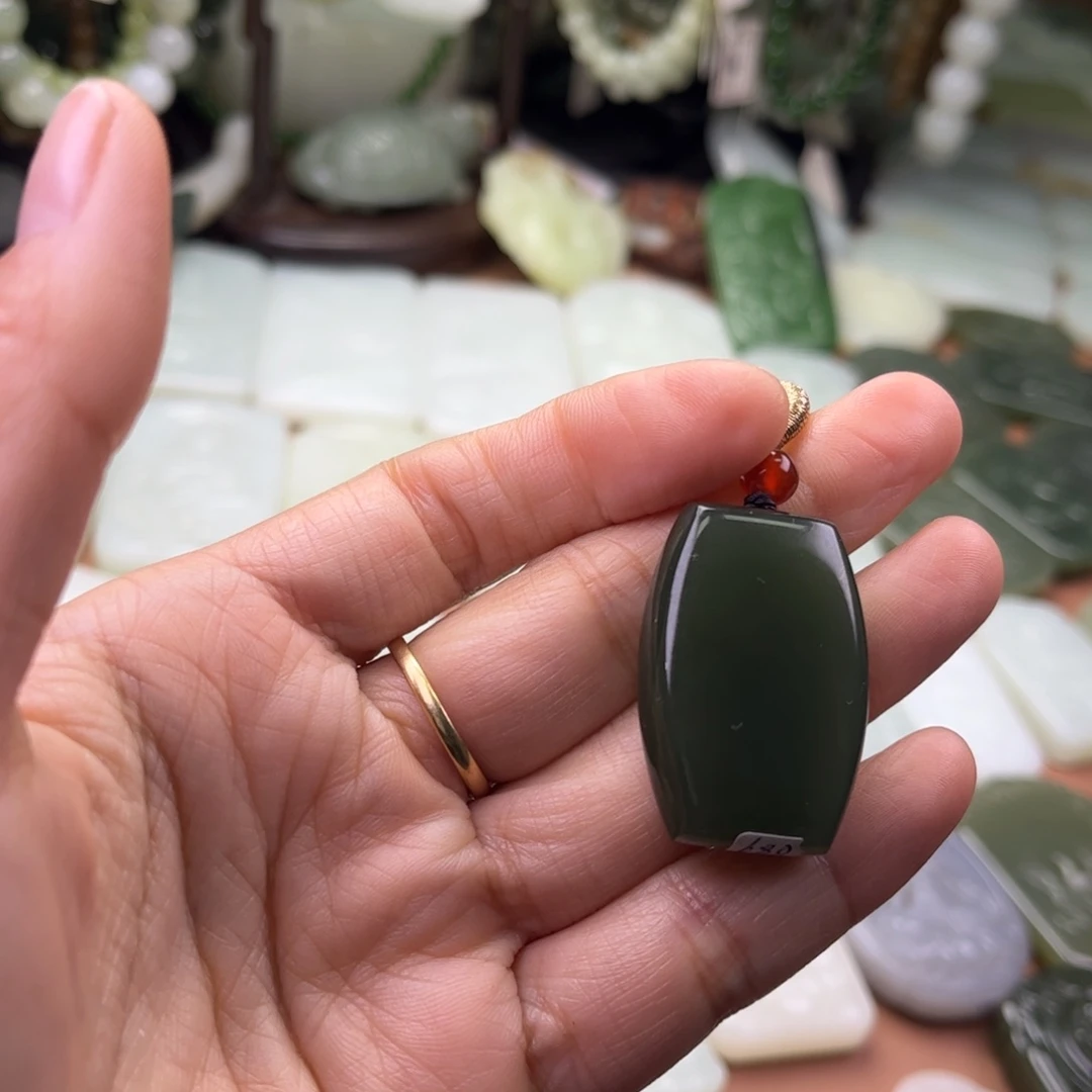 和田玉未镶嵌吊坠(不含链)