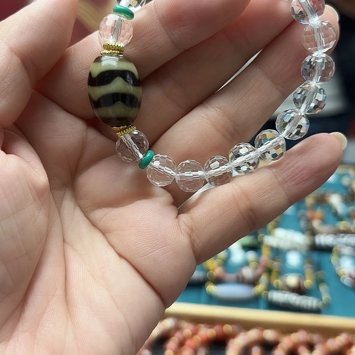 玛瑙/玉髓颈饰合金