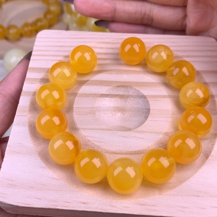 温***生琥珀未镶嵌裸石13.5毫米