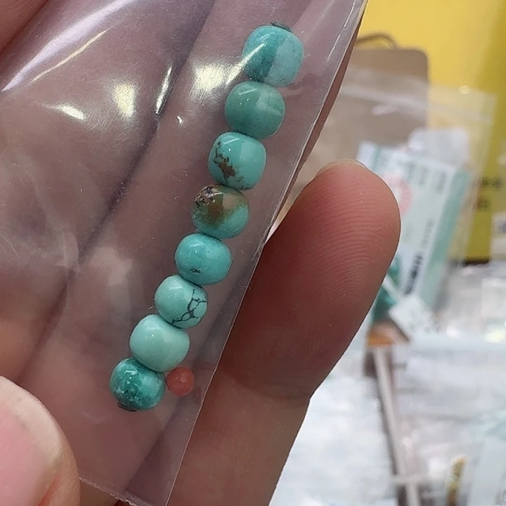 南红玛瑙配饰未镶嵌