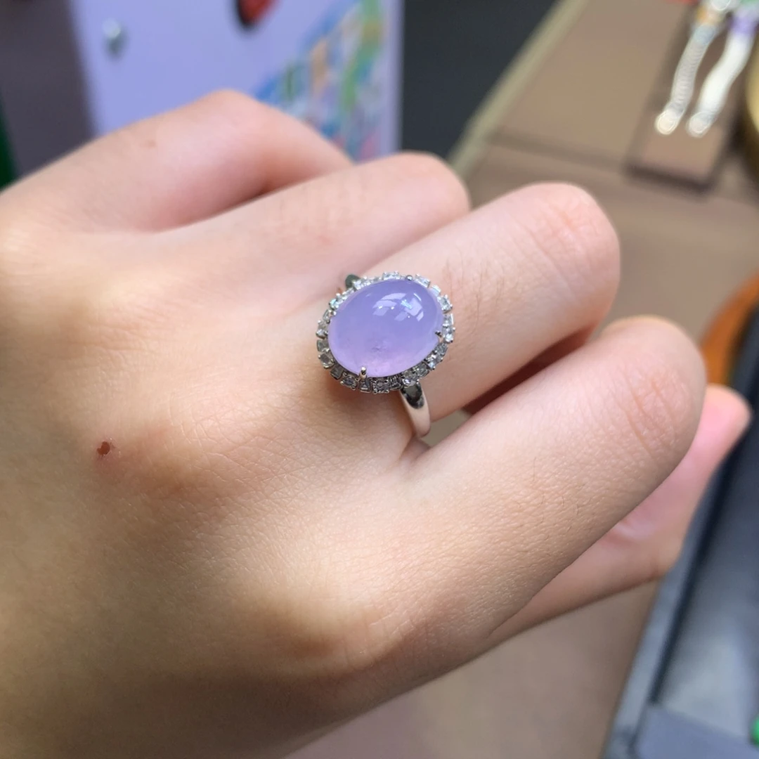 翡翠18K金镶嵌颈饰翡翠