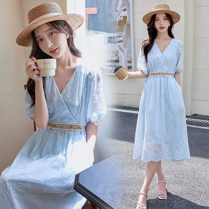 重工刺绣轻奢裙子连衣裙夏装2025年V领时尚法式中长裙洋气中长款