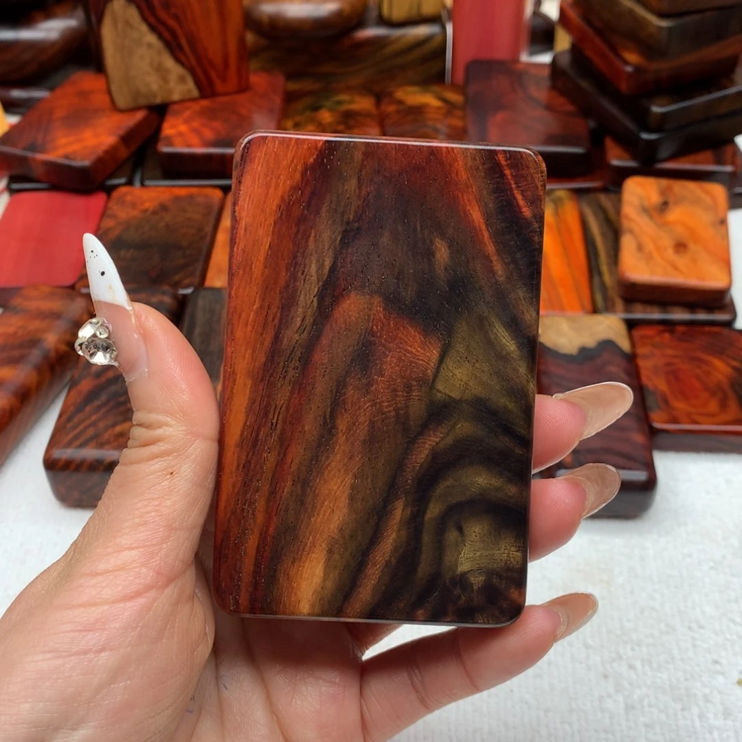 交趾黄檀（大红酸枝）骑***哥