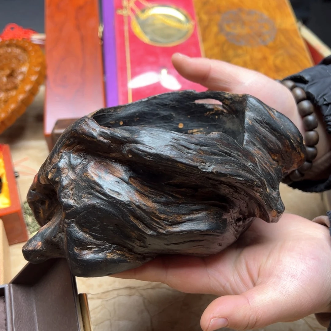 大叶紫檀（黑酸枝木类）