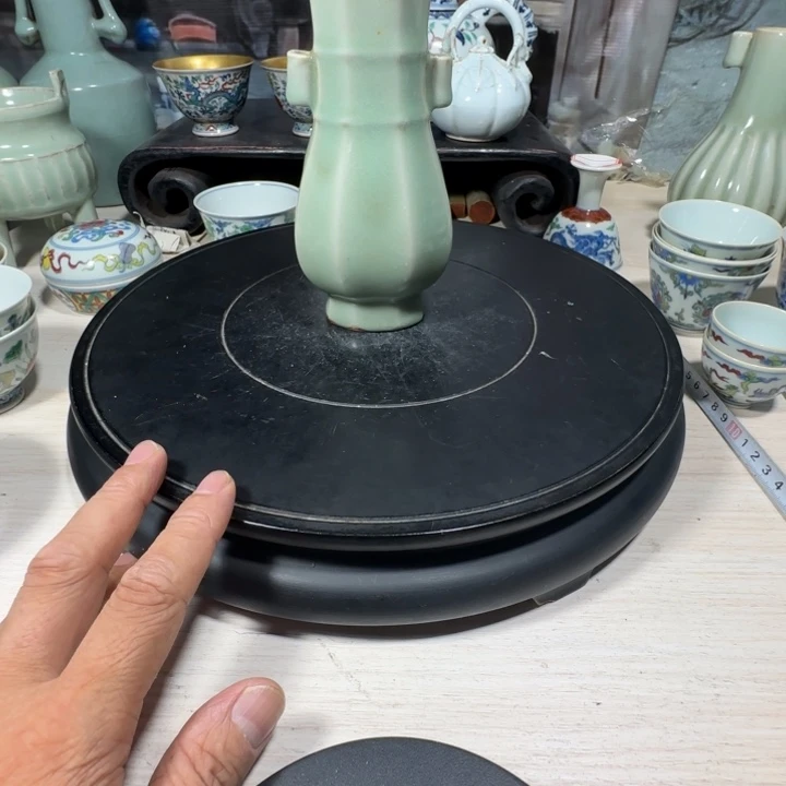 陈***博摆件青瓷花瓶小小摆件