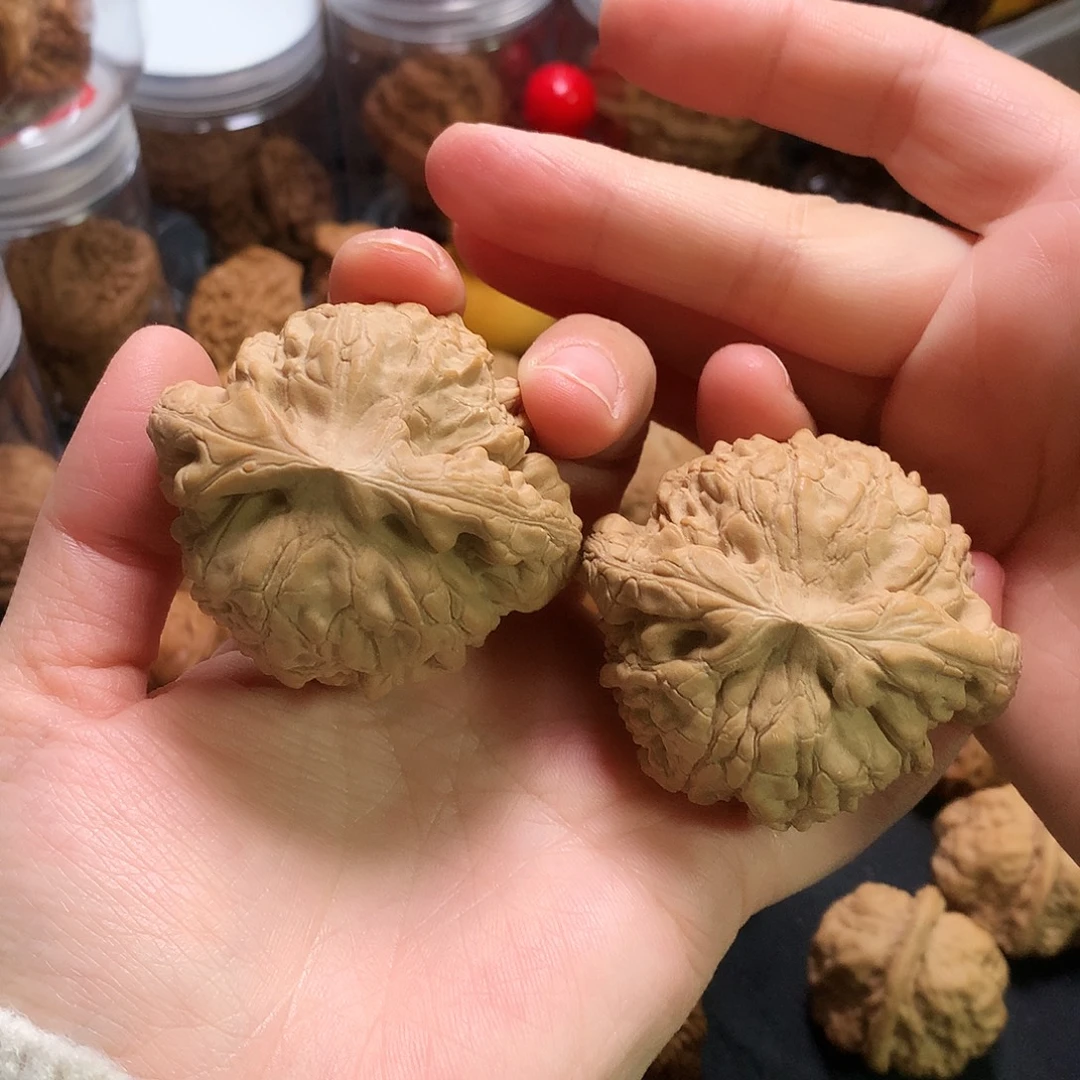 赭***山文玩核桃把件龙鼎54