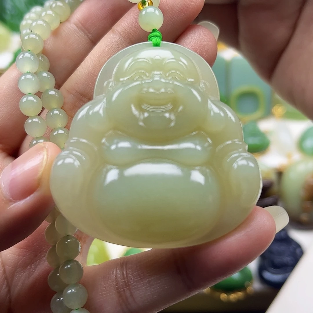颈饰未镶嵌和田玉