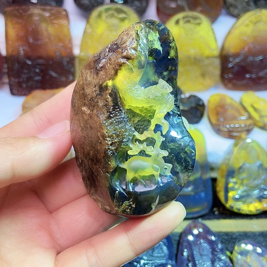 琥珀颈饰未镶嵌梅花鹿