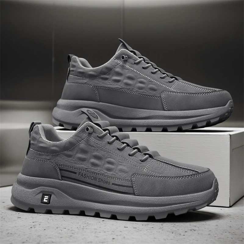 2025秋季男士新款潮流运动鞋休闲百搭轻便厚底增高男鞋一脚蹬潮鞋