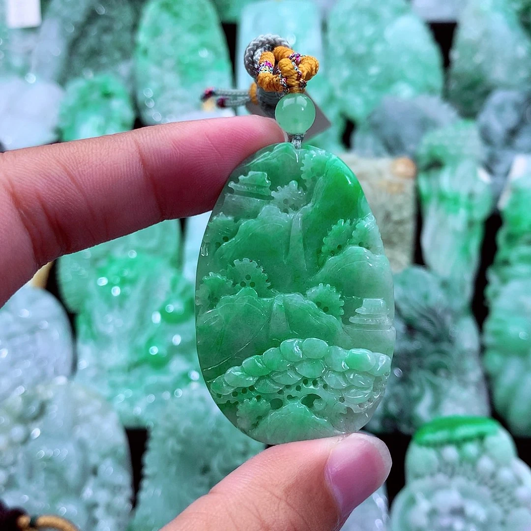 吊坠(不含链)未镶嵌翡翠