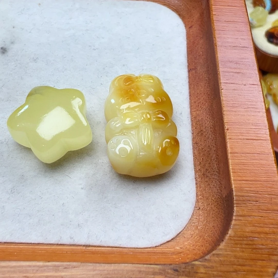 未镶嵌吊坠(不含链)琥珀周****.