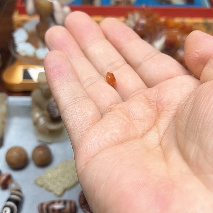 玛瑙/玉髓挂件未镶嵌妙**演