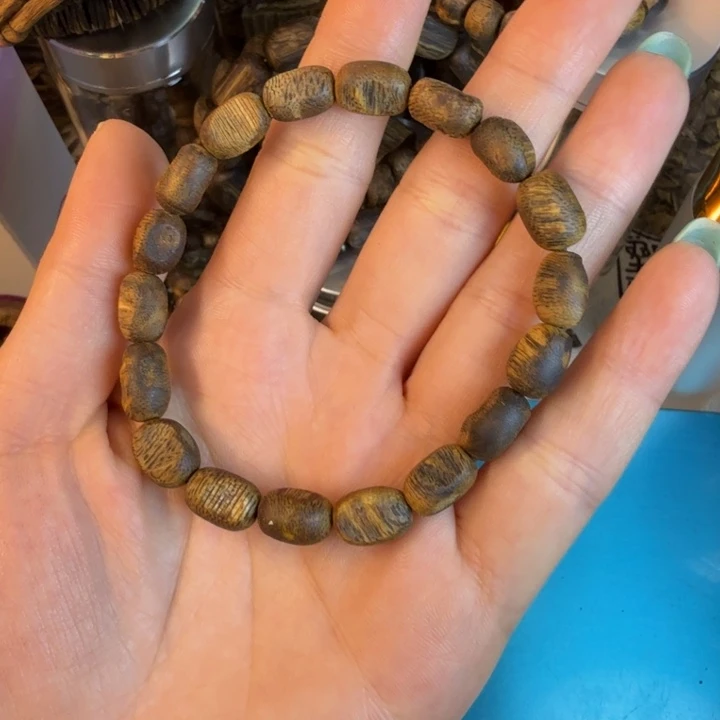 惜***沉香碎屑沉香莺歌绿奇楠08留疤5克