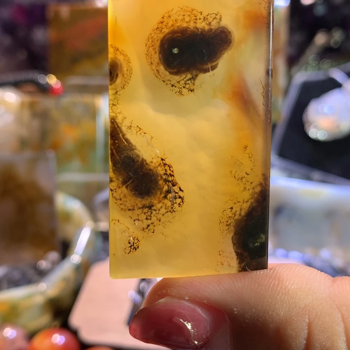 玛瑙/玉髓未镶嵌玉牌