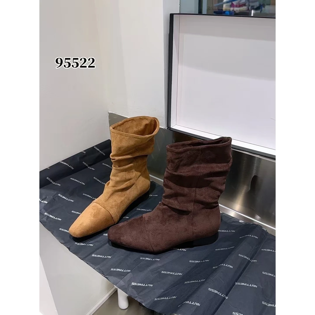 95522复古简约百搭尖头瘦瘦靴