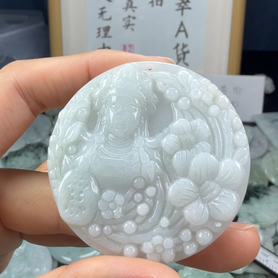 翡翠未镶嵌颈饰翡翠