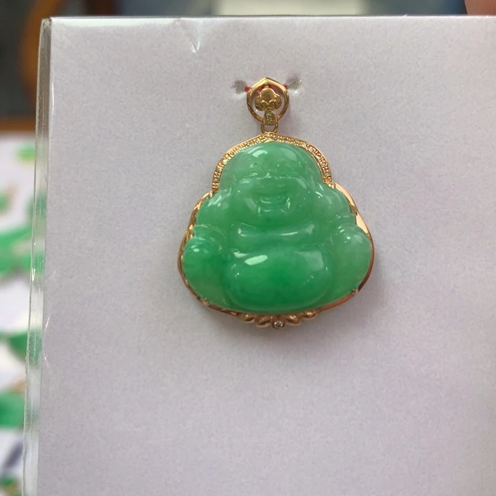 翡翠颈饰18K金镶嵌翡翠