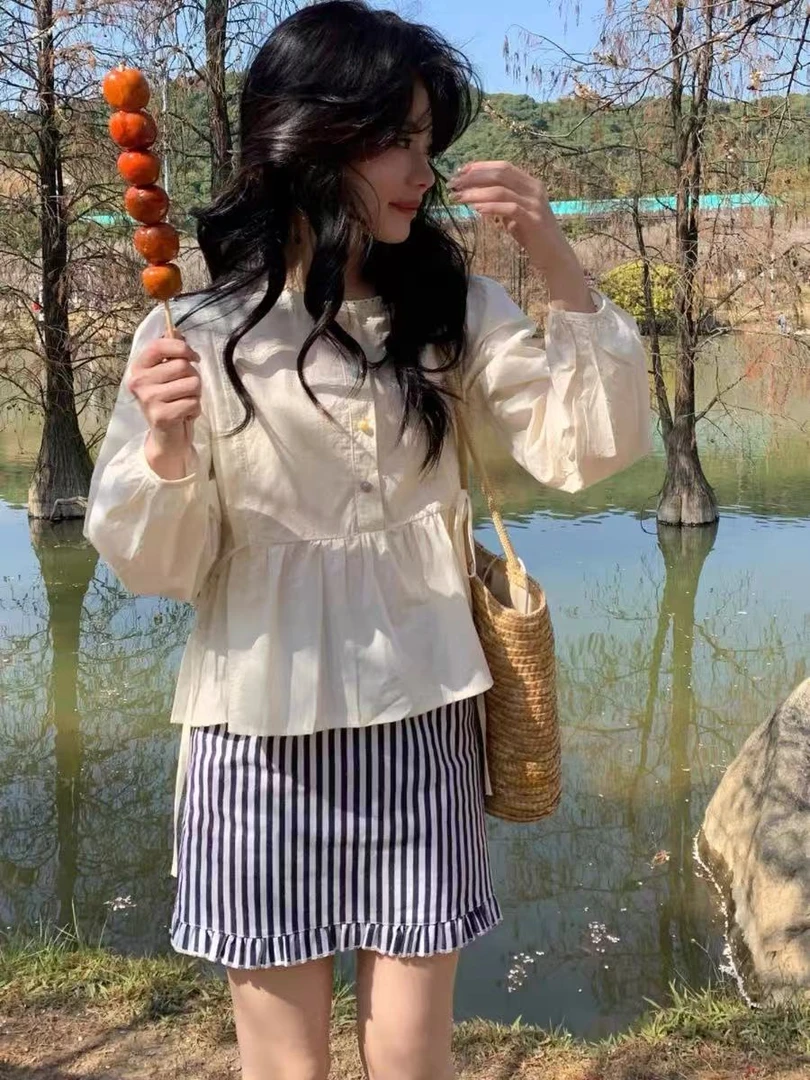 KJ春季新款彩扣法式甜美宽松减龄泡泡袖衬衫