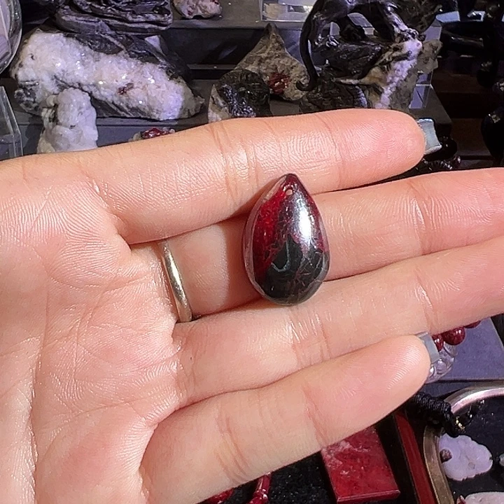 天然辰砂贵州天然万山原石