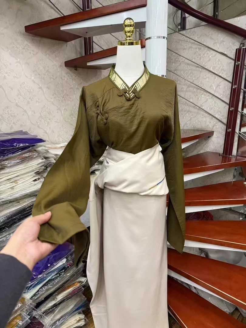 BTZXLM（最新款藏袍➕衬衫套装）