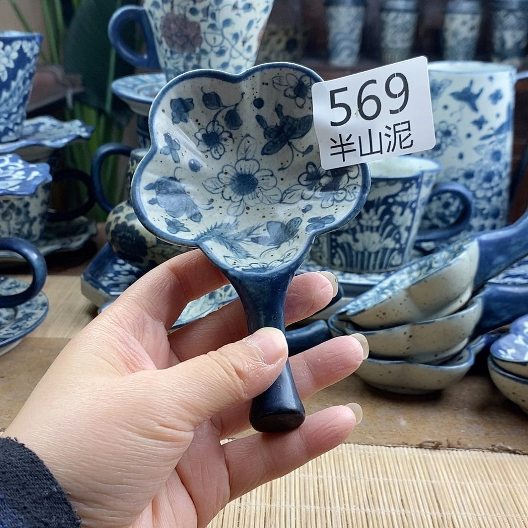 手工手绘青花陶瓷