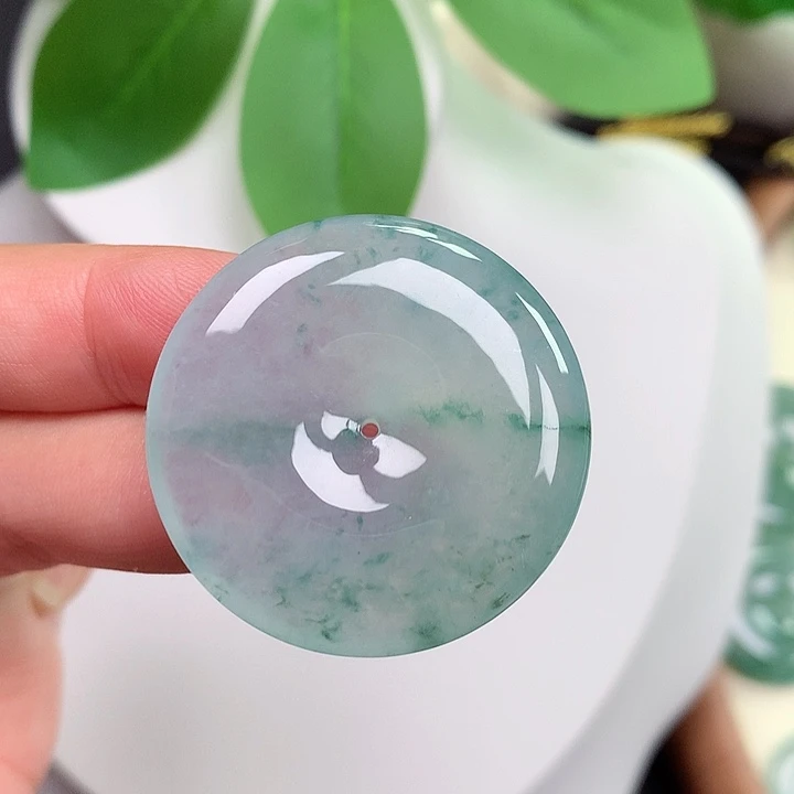 颈饰未镶嵌翡翠平安扣 33x6.1mm
