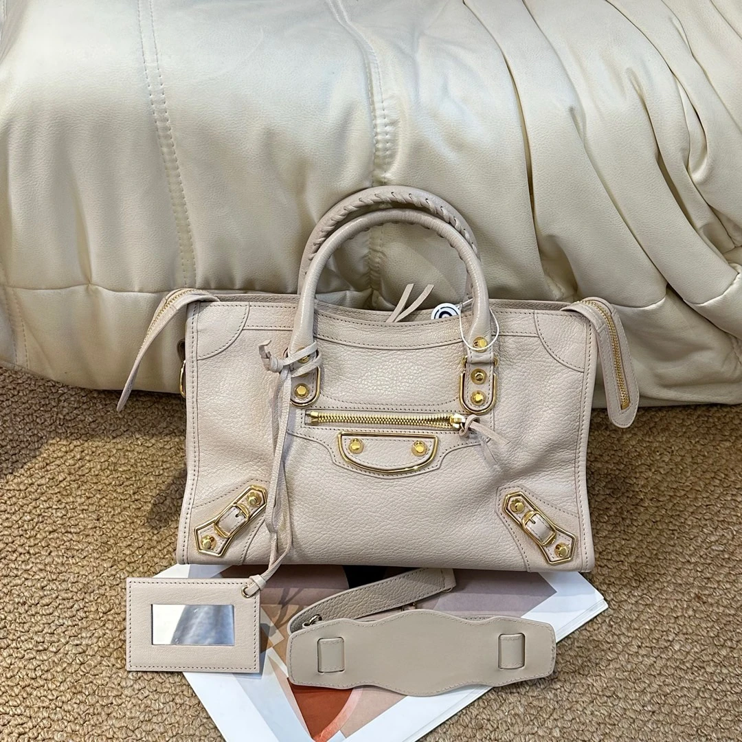 95新 Balenciaga/巴黎世家 【番茄专属】奶茶色机车小号/630362251