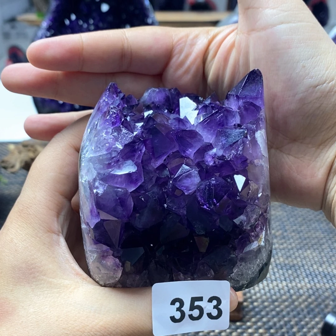 未镶嵌大型摆件（非配饰）水晶