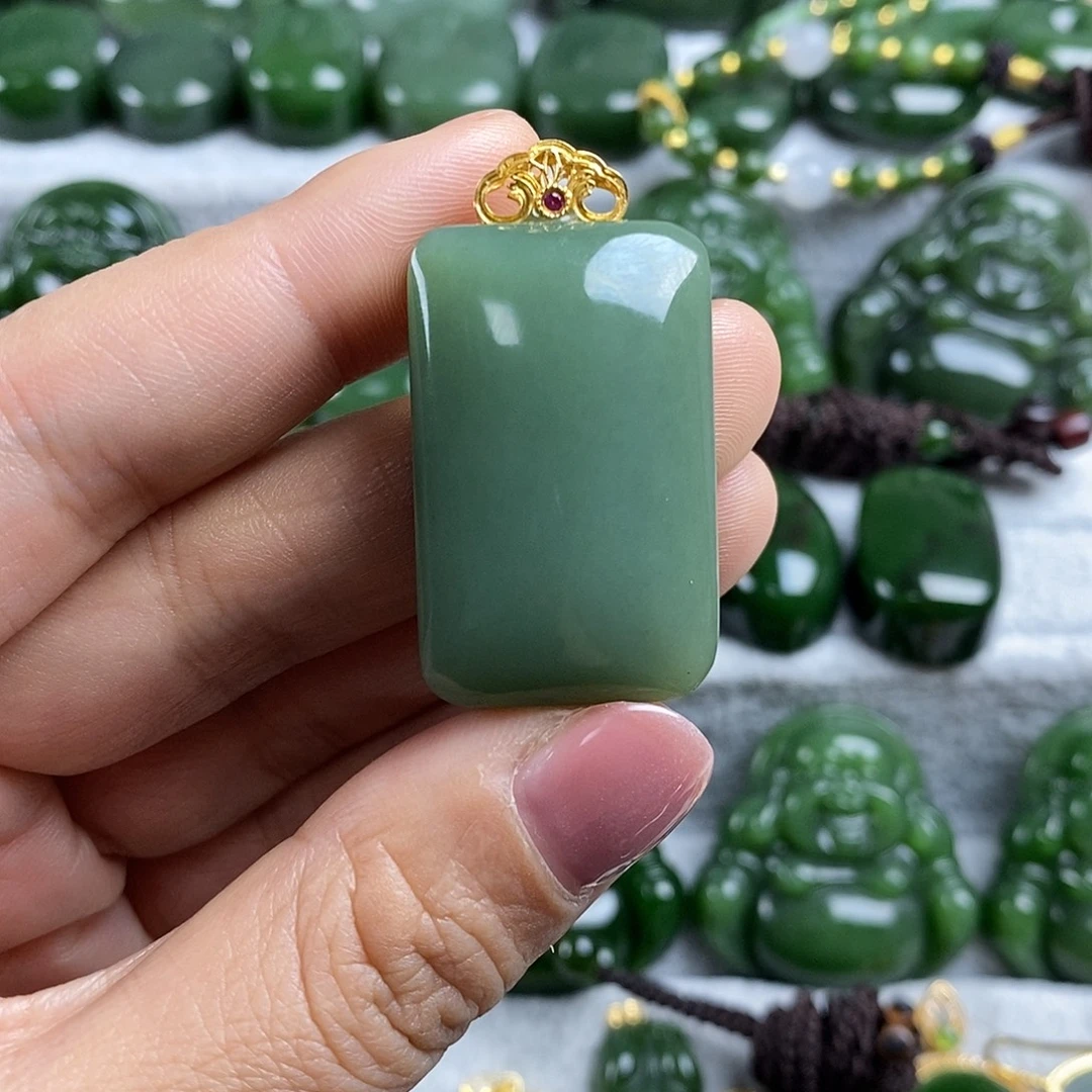 和田玉（碧玉）未镶嵌颈饰