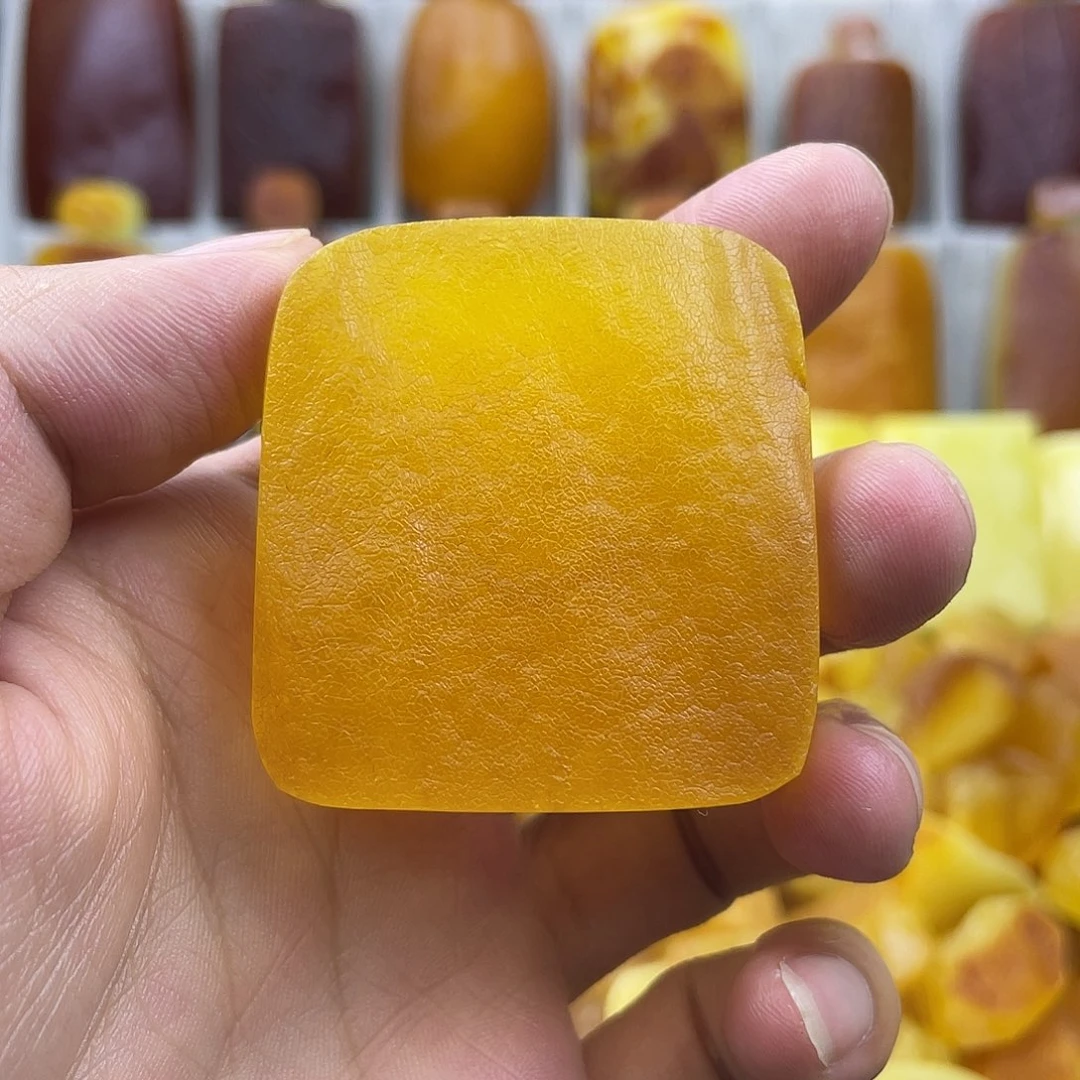 定制蜜蜡未镶嵌俄料