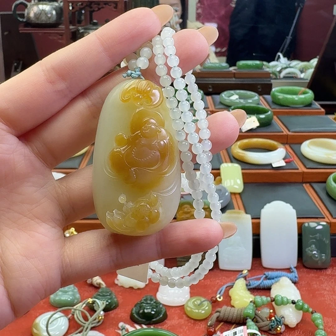 颈饰未镶嵌和田玉