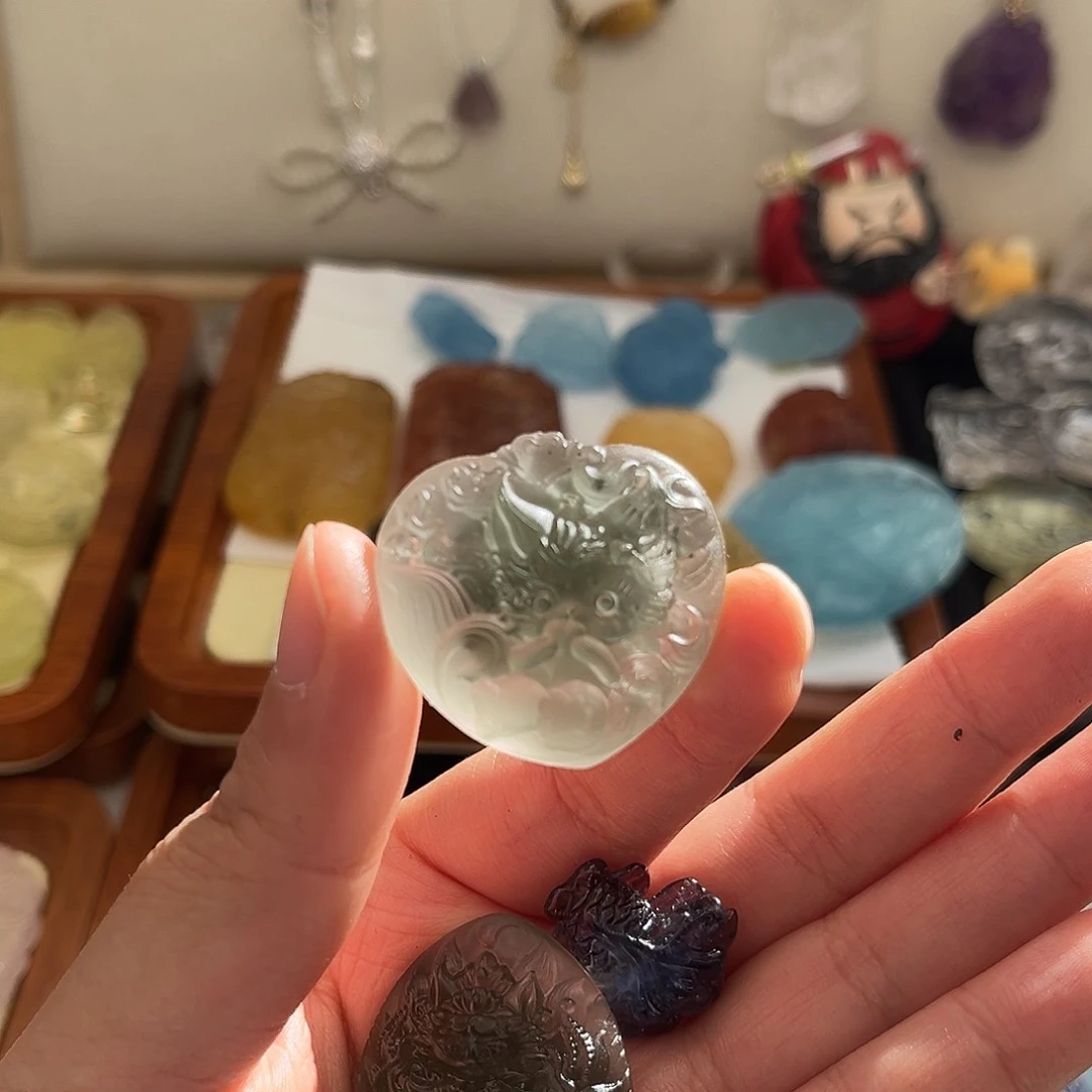 颈饰银S925镶嵌水晶湫*Q绿幽灵爱心九尾