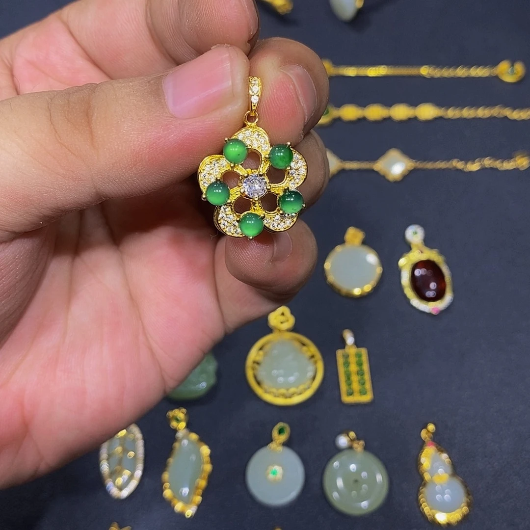 翡翠银S925镀金镶嵌颈饰