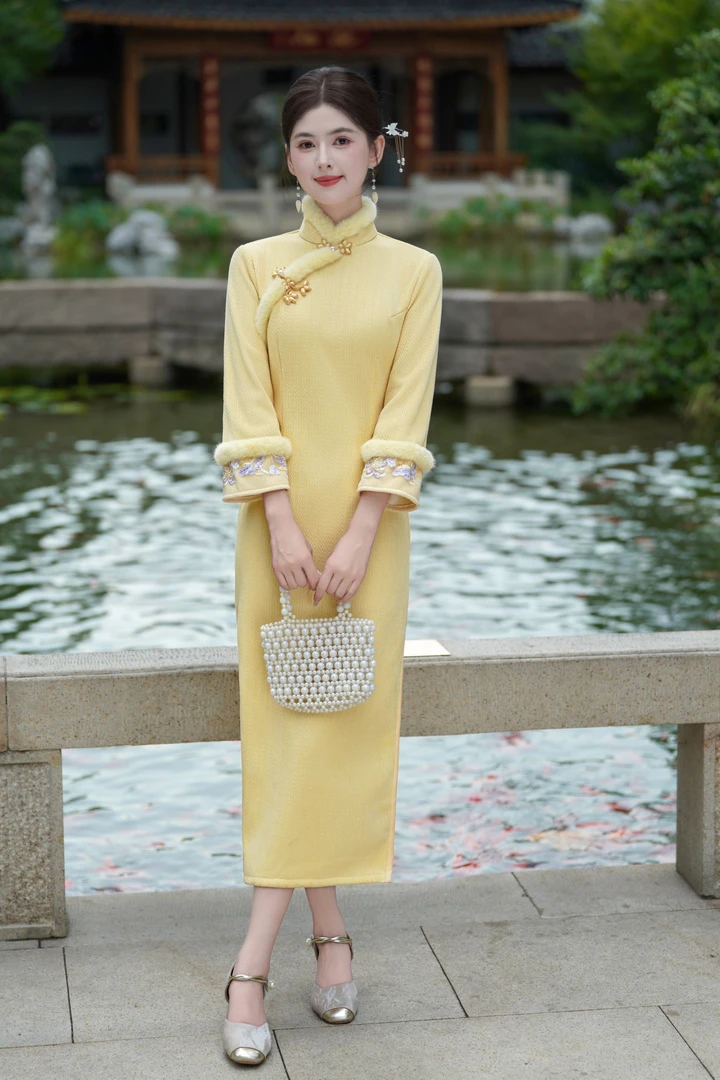 黄色素雅少女感加绒旗袍冬季加厚保暖修身气质改良日常款