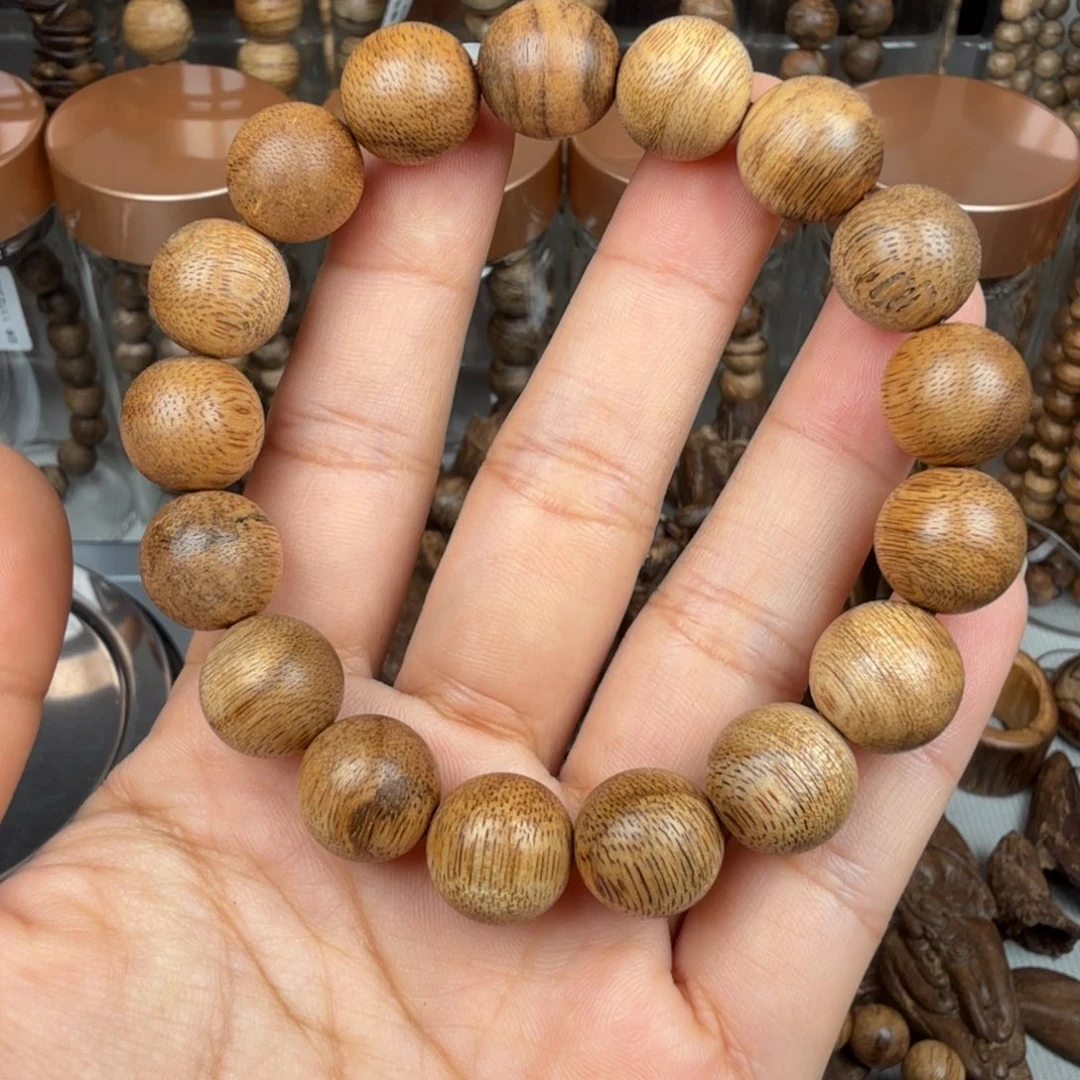 沉香沉香碎屑惠安 1.2*9.8 克