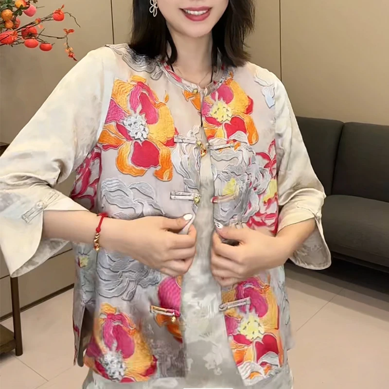 高档人丝国风马甲新中式国风女装上衣2025新款时尚提花马甲女239