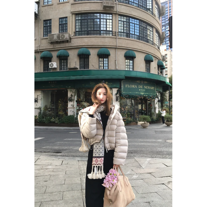 12/27冬款上新CUN BLVD 气质保暖短款白鸭绒连帽羽绒服女