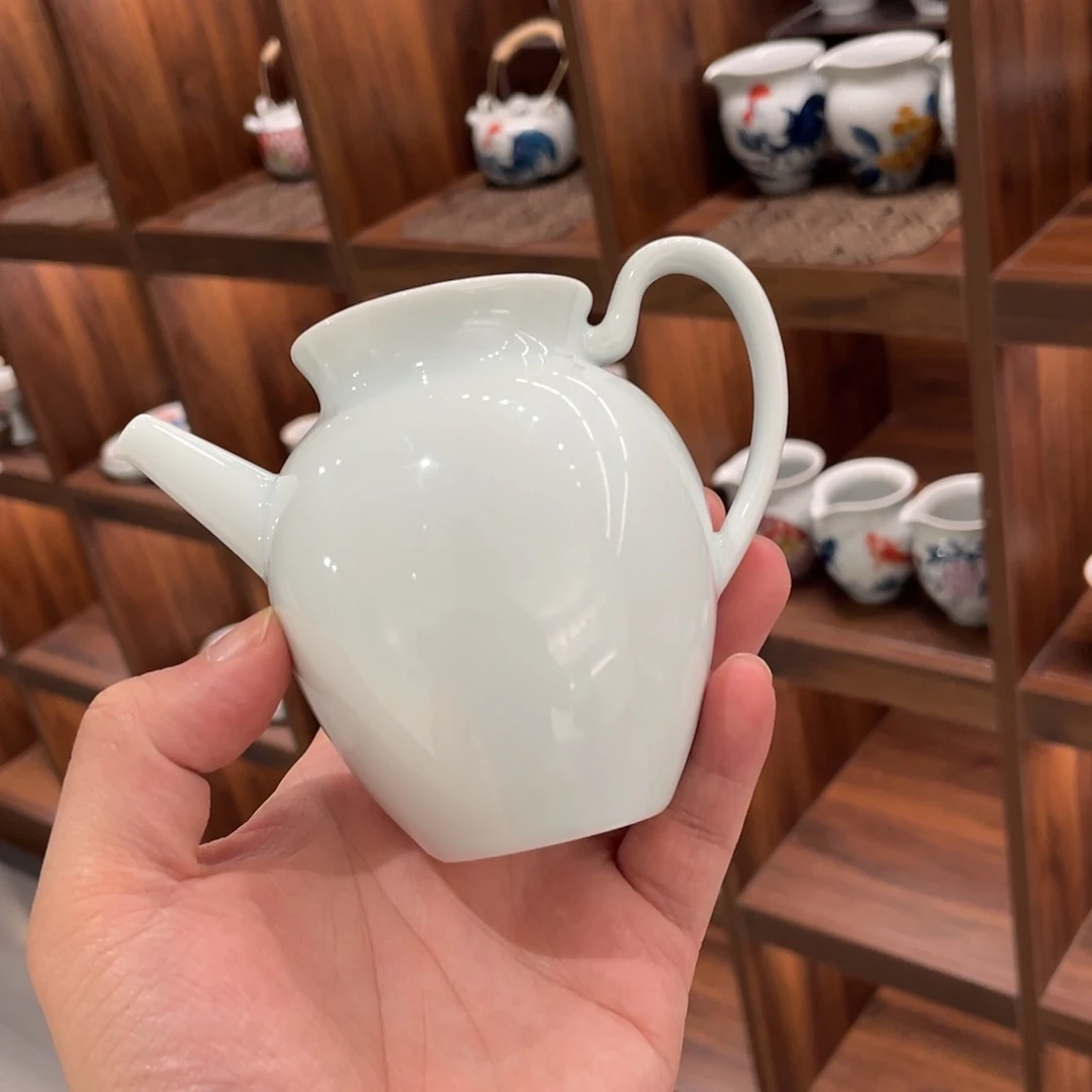 釉下手绘茶具微瑕