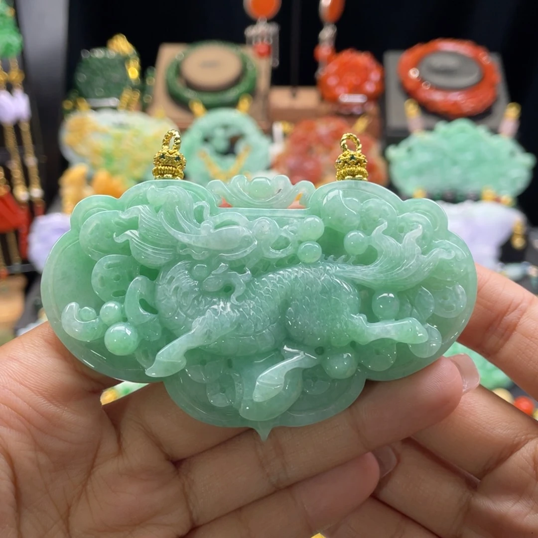 翡翠颈饰未镶嵌代编织