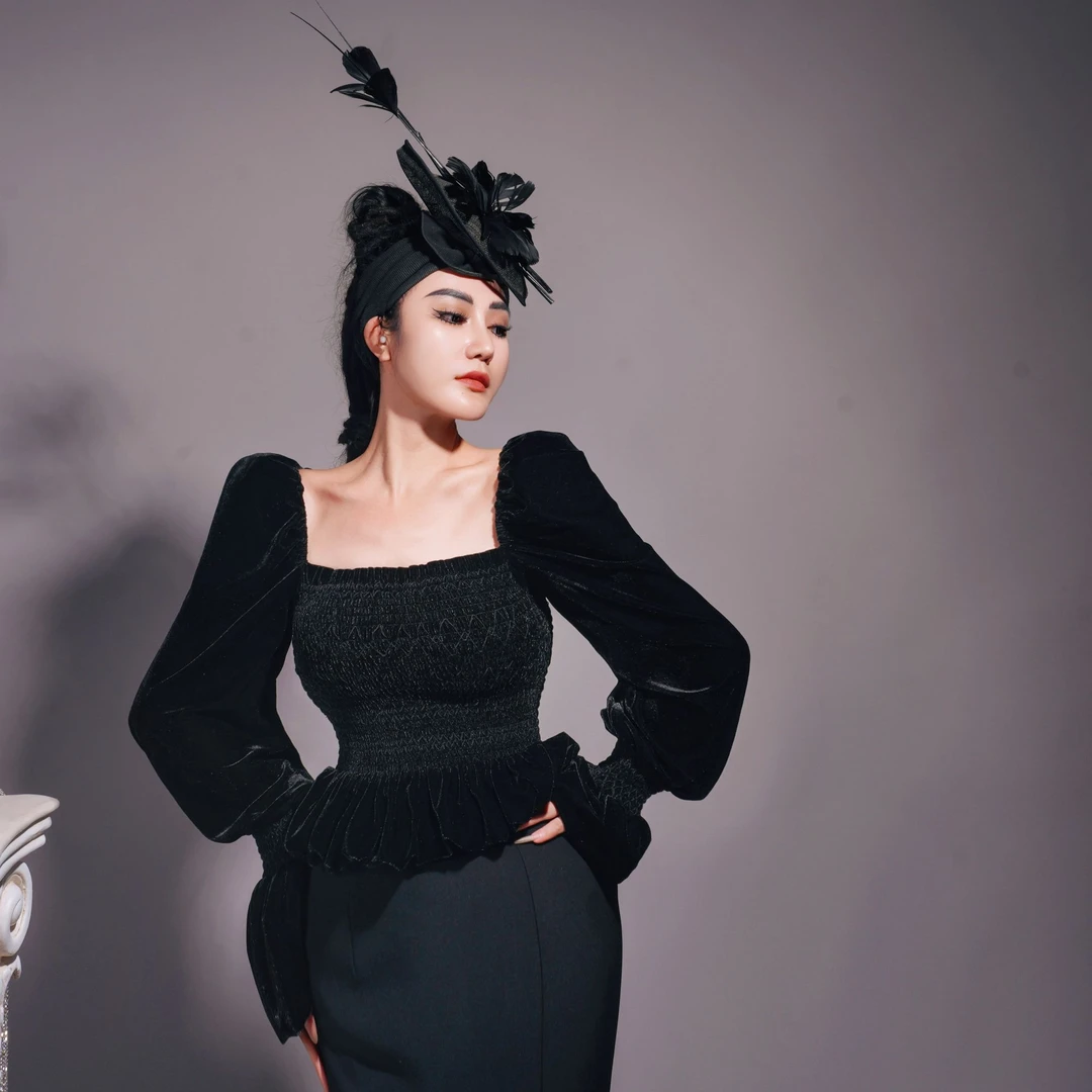 【星姐推荐】星原创高级定制【神明少女】设计师气质轻奢名媛丝绒上衣