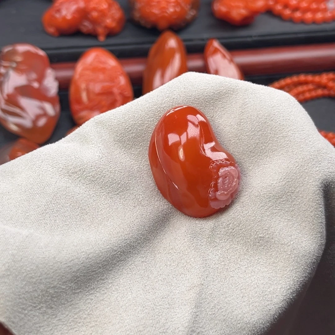 南红玛瑙未镶嵌手链