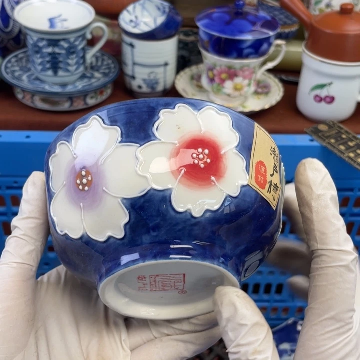他家瓷器真美…开播了