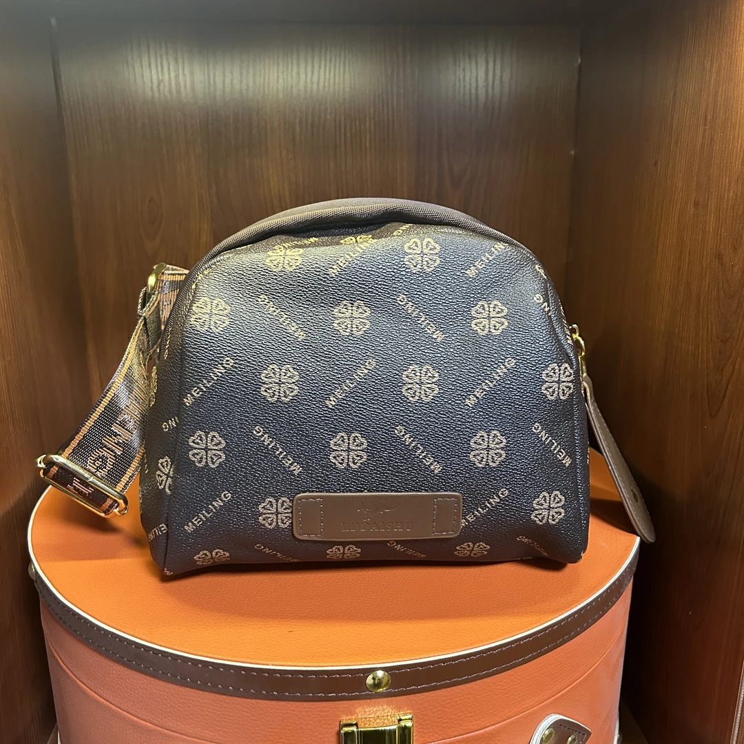 特 1504 棕色 女包【全店孤品限购一单】