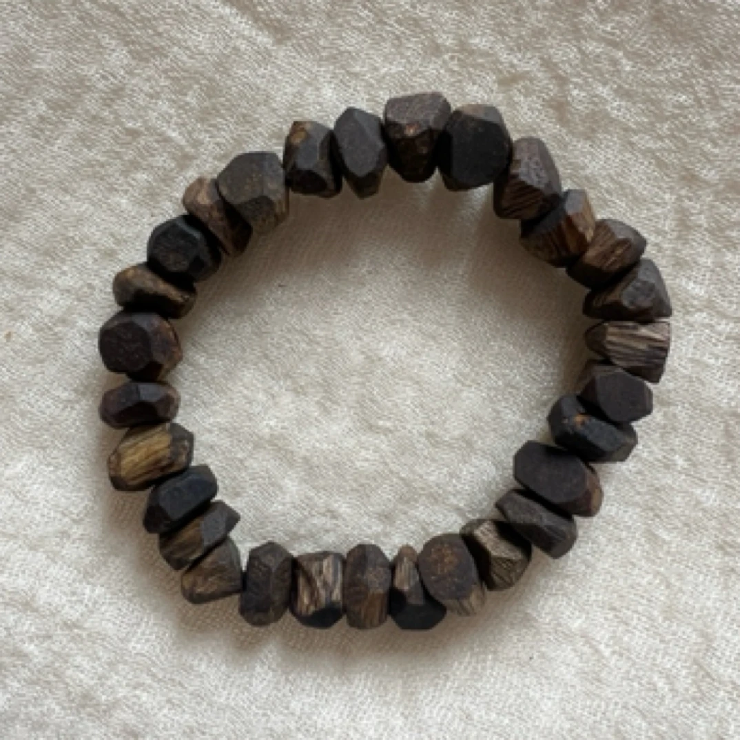 沉香奇楠边角珠随形手串多样性发一