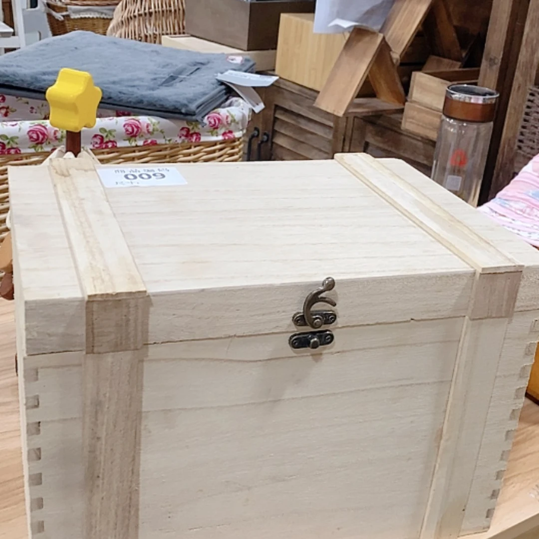 【闪购商品】翻盖塑料这是编号066