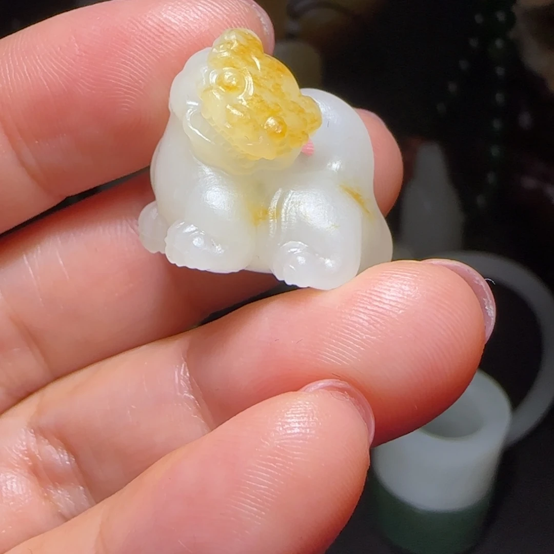 福***宝和田玉未镶嵌颈饰