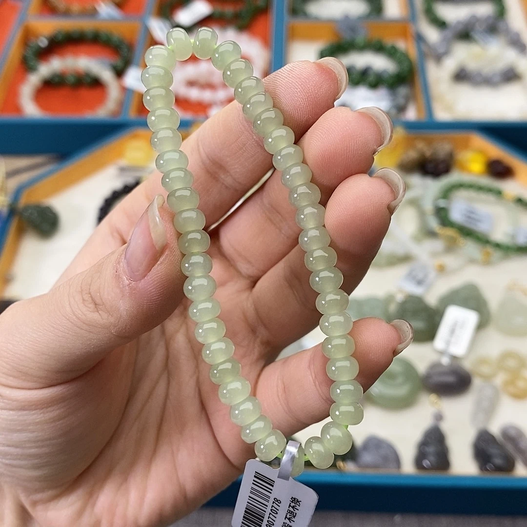 和田玉未镶嵌颈饰w9冰晴水4*6