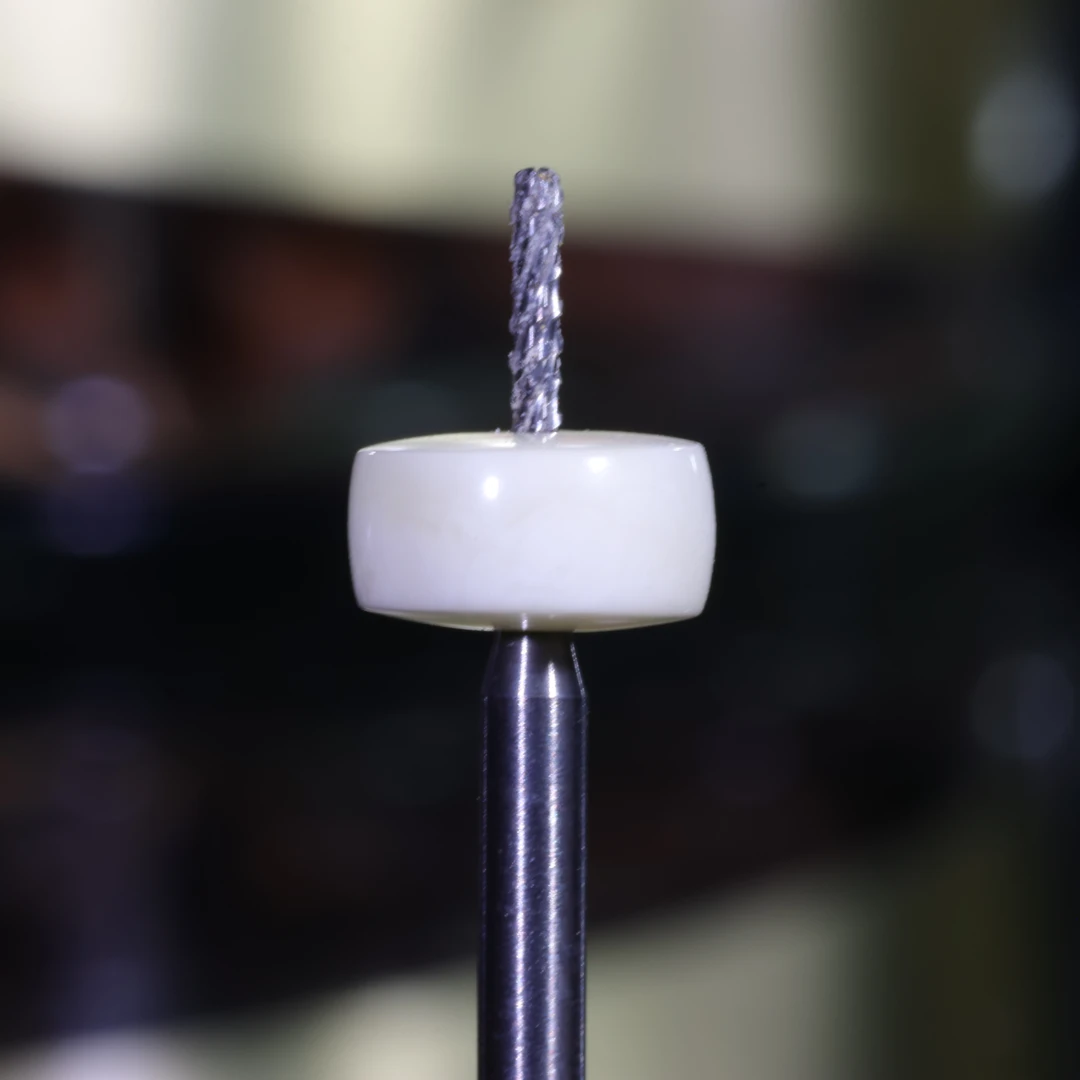 8m直切隔片天然原矿一物一图瓷白蜡满蜡药片蜜蜡配饰-B526