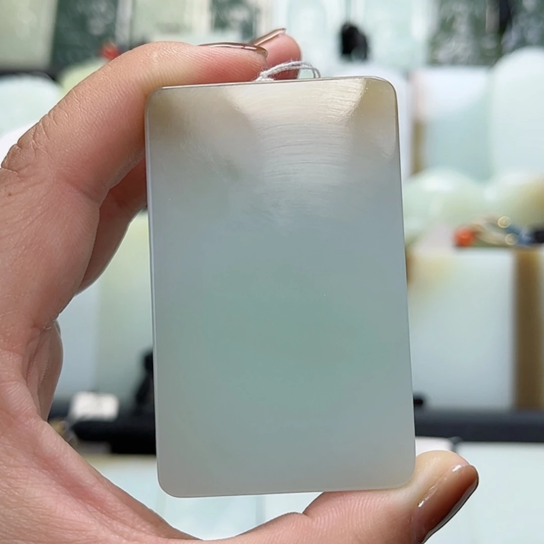 【闪购商品】颈饰未镶嵌和田玉海****?